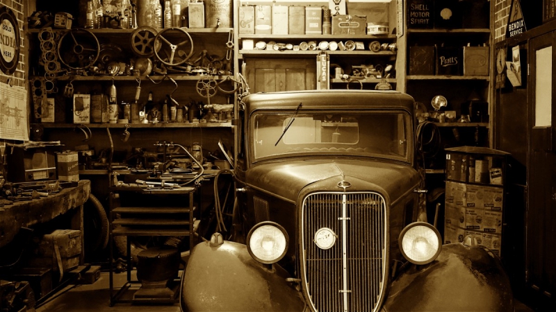 vitrine-ST ANTONIN DU VAR-min_antique_auto_automobile_automotive_car_classic_equipment_fix-1169797